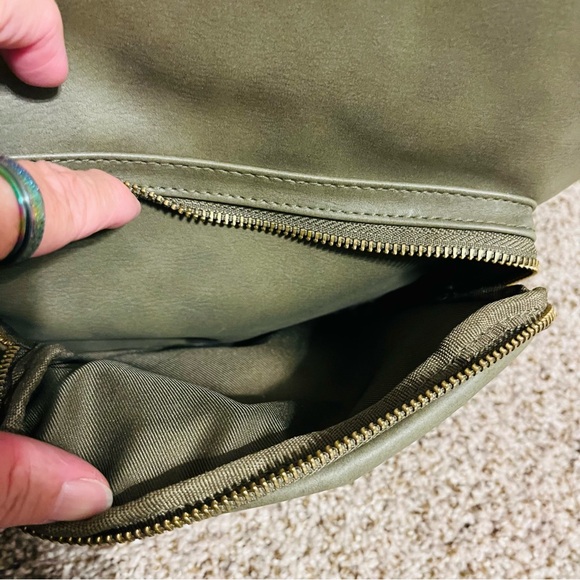 Universal Threads Backpack (See Description) - Picture 6 of 11